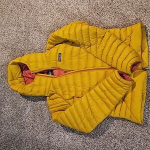 Patagonia Womens Down Jacket size medium